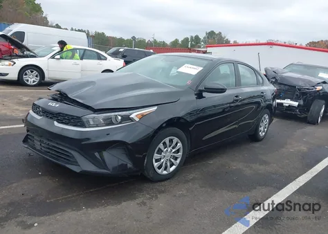 2022 Kia Forte Fe z USA, uszkodzony, nr VIN 3KPF24AD7NE451017